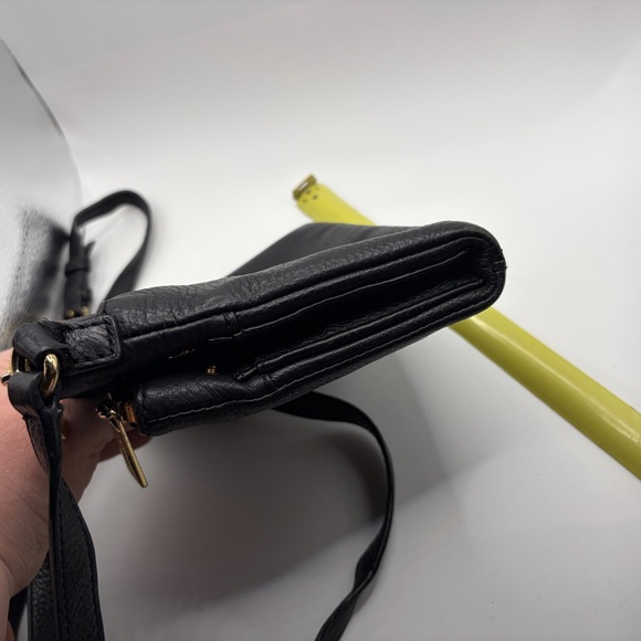 Certified Authentic Black Michael Kors Cross Body Handbag pebble leather - Picture 5 of 16